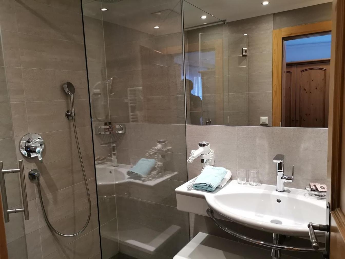 Hotel Astoria ザムナウン エクステリア 写真